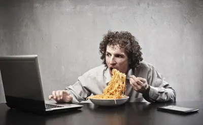 entre ce qu'il dit et ce qu'il fait - J'optimise mon Site Internet